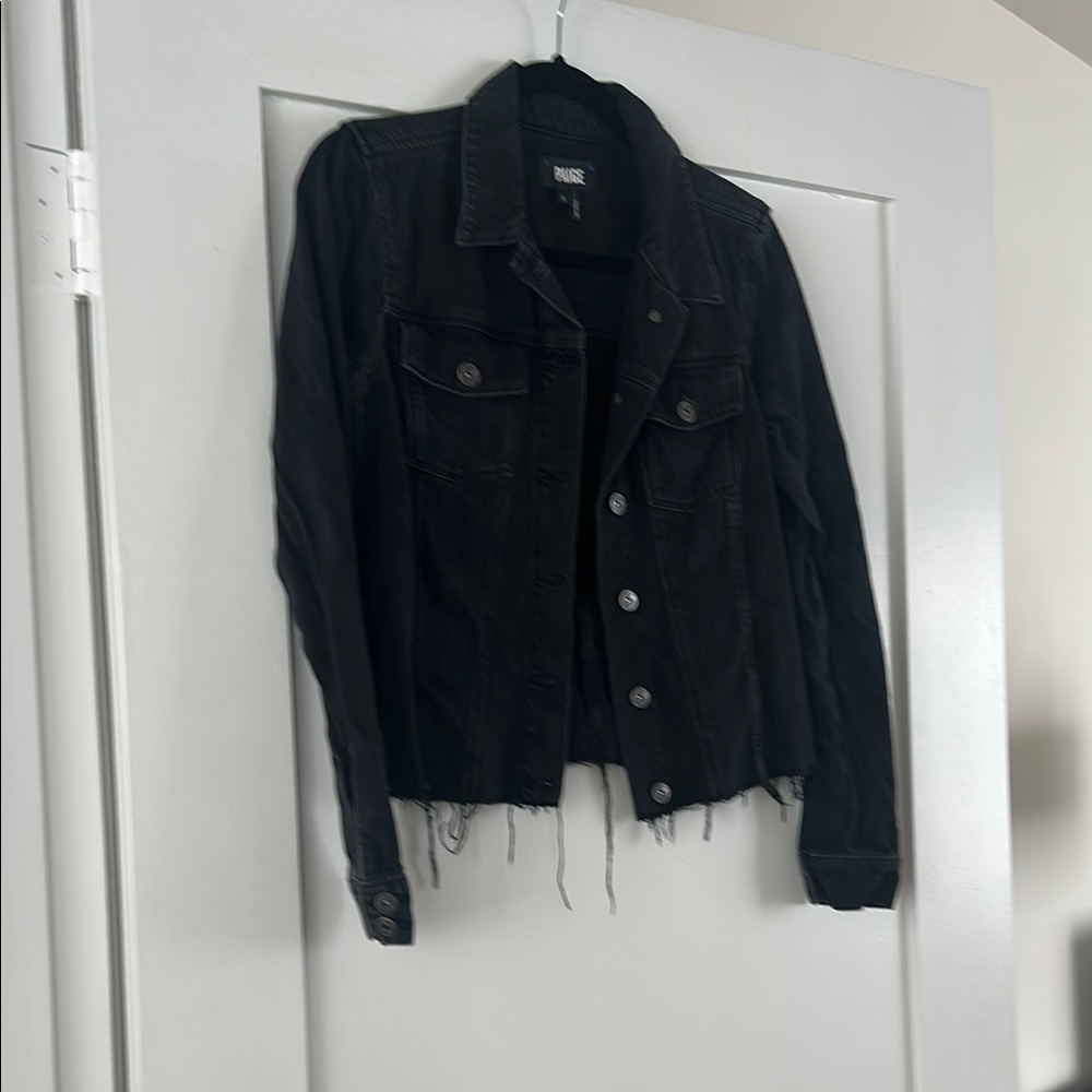 PAIGE Black Jean Jacket Classic Denim Style, cropped, S
